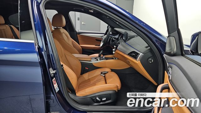 BMW 5 Series (G30) 520d M Sport Special Edition 2018 — фото 12