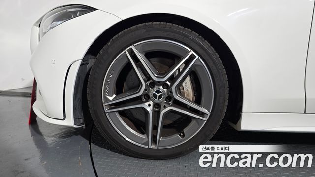 Mercedes-Benz CLS-Class (C257) CLS300d AMG Line 2020 — фото 5