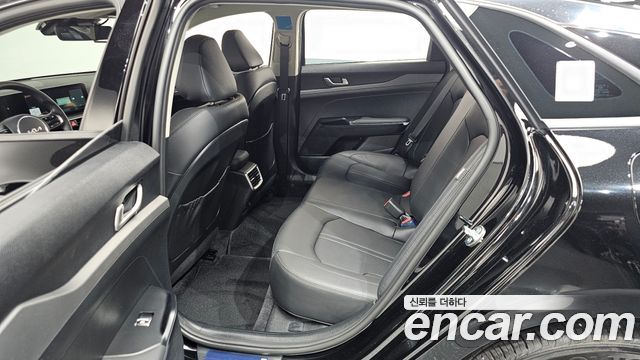 Kia K5 (III) 2.0 Prestige 2024 — фото 11
