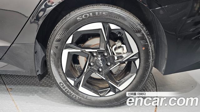 Kia K5 (III) 2.0 Prestige 2024 — фото 21