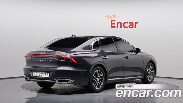 Hyundai Grandeur (IG) 3.0 LPi Rent Car Premium 2022 — фото 2