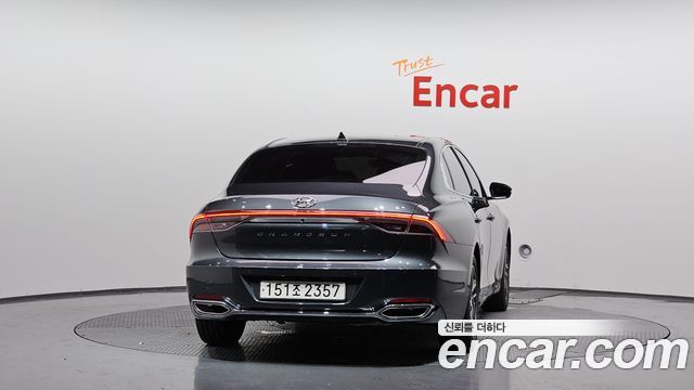 Hyundai Grandeur (IG) 3.0 LPi Rent Car Premium 2022 — фото 4