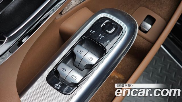 Mercedes-Benz E-Class (W214) E300 4MATIC Exclusive 2024 — фото 28