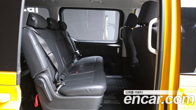 Hyundai Staria L3.5  Kinder Safety Car 11-Seater 2024 — фото 12