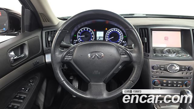 Infiniti G25 Sedan Premium V36 2011 — фото 13
