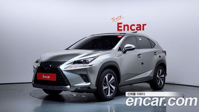 Lexus NX300h Supreme