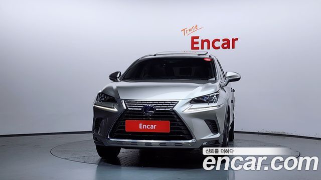 Lexus NX300h Supreme 2019 — фото 3