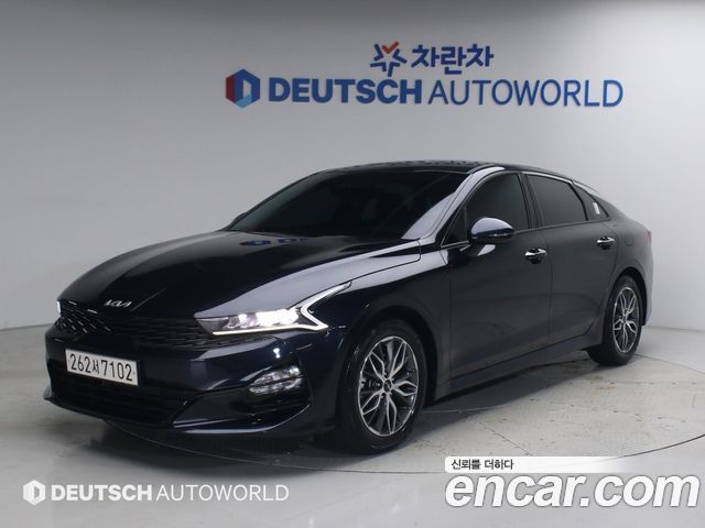 Kia K5 (III) 2.0 Trendy 2023 — фото 1