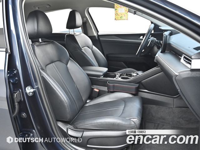 Kia K5 (III) 2.0 Trendy 2023 — фото 10