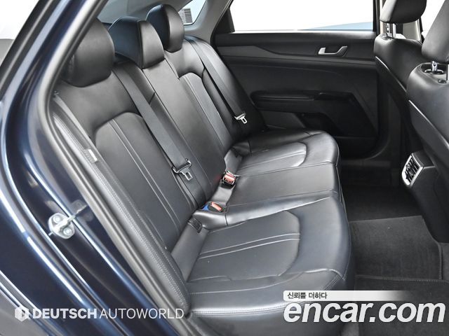 Kia K5 (III) 2.0 Trendy 2023 — фото 16