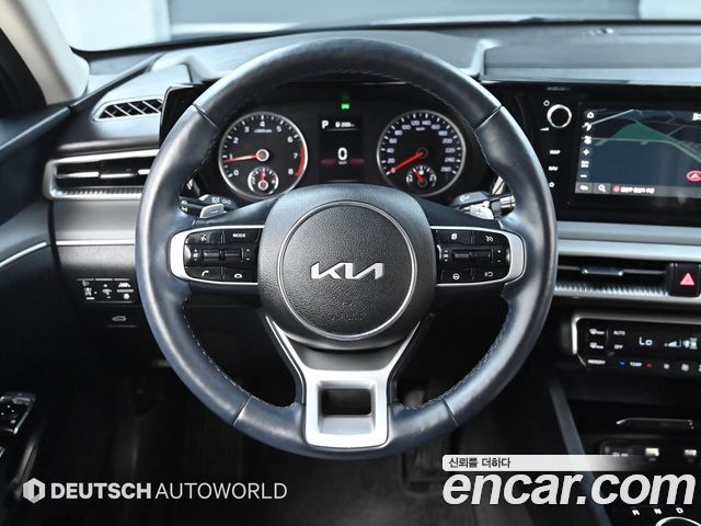 Kia K5 (III) 2.0 Trendy 2023 — фото 17