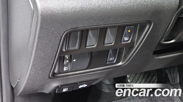 Renault Korea QM6 2.0 LPe RE 2WD 2025 — фото 14