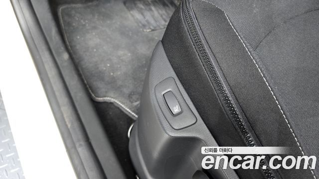 Renault Korea QM3 LE 2015 — фото 15