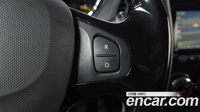 Renault Korea QM3 LE 2015 — фото 16