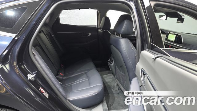 Hyundai Sonata (DN8) 2.0 Premium Plus 2022 — фото 12