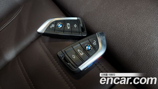 BMW 3 Series (G20) 330e M Sport 2021 — фото 16