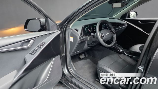 Kia Niro Trendy 2022 — фото 10