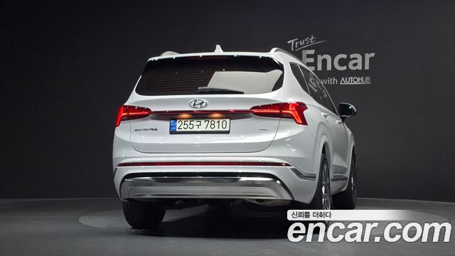 Hyundai Santa Fe Diesel 2.2 4WD Calligraphy 2021 — фото 4