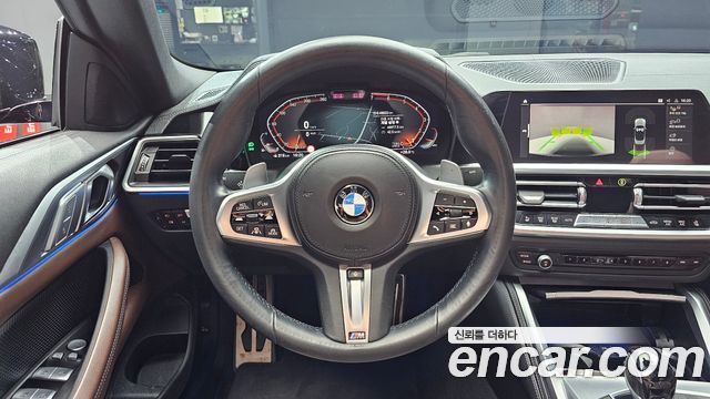 BMW 4 Series (G22) 420i M Sport Convertible 2023 — фото 17