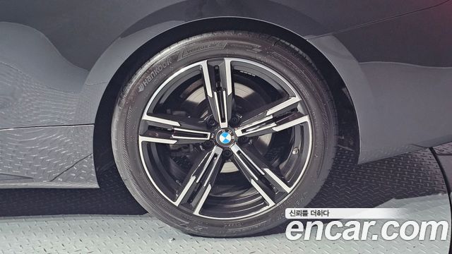 BMW 4 Series (G22) 420i M Sport Convertible 2023 — фото 27