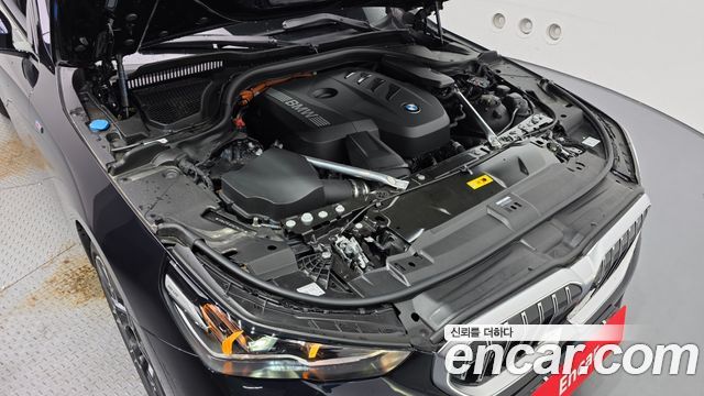 BMW 5 Series (G60) 530e M Sport 2025 — фото 6