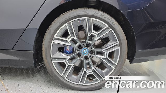 BMW 5 Series (G60) 530e M Sport 2025 — фото 21