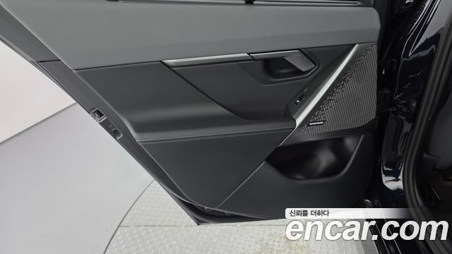 BMW 5 Series (G60) 530e M Sport 2025 — фото 25