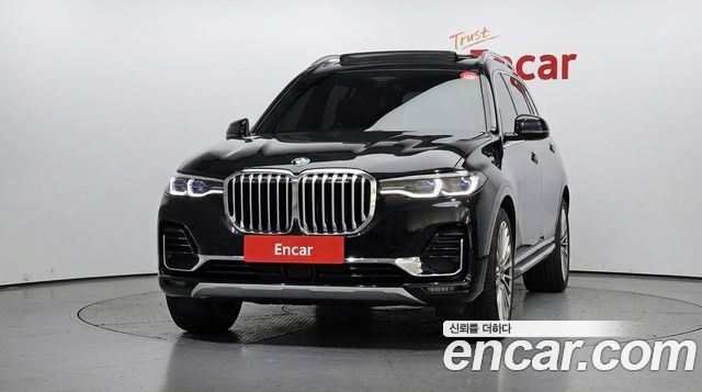 BMW X7 (G07) xDrive 40i Design Pure Excellence 7-Seater 2022 — фото 3