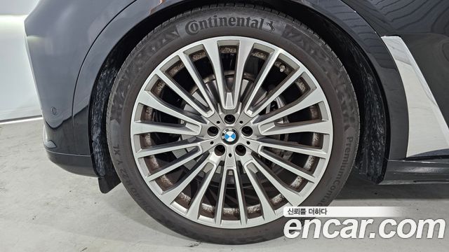 BMW X7 (G07) xDrive 40i Design Pure Excellence 7-Seater 2022 — фото 5