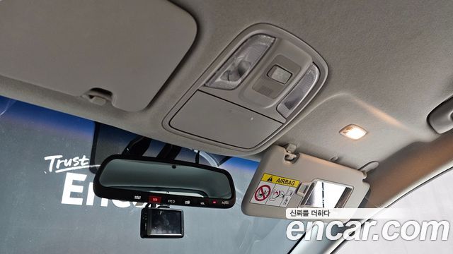 Kia Niro Plus Air 2023 — фото 19