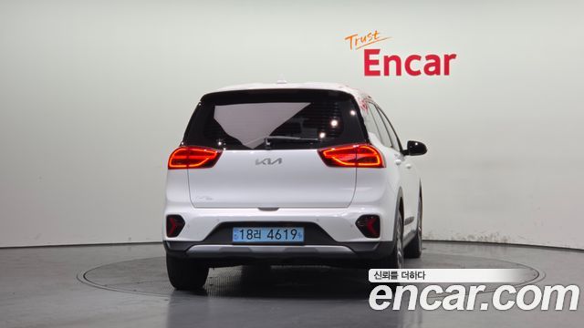 Kia Niro Plus Earth 2023 — фото 4