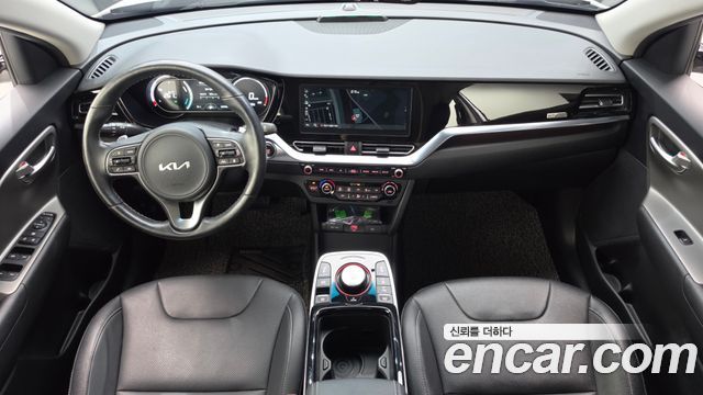 Kia Niro Plus Earth 2023 — фото 7