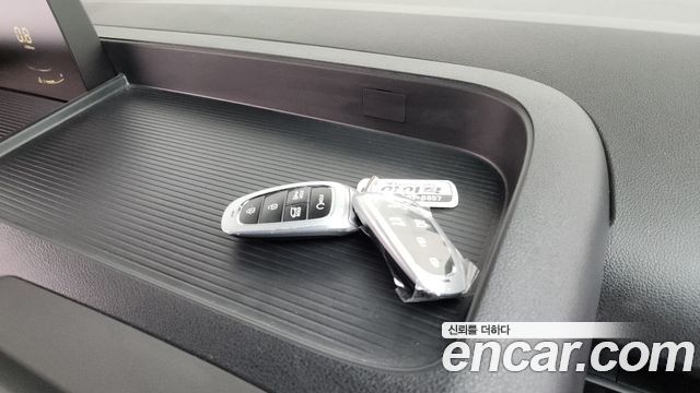 Hyundai Staria Cargo 5-Seater Modern 2023 — фото 15
