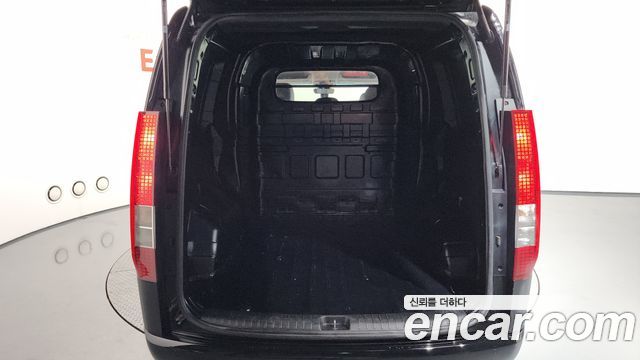 Hyundai Staria Cargo 5-Seater Modern 2023 — фото 18
