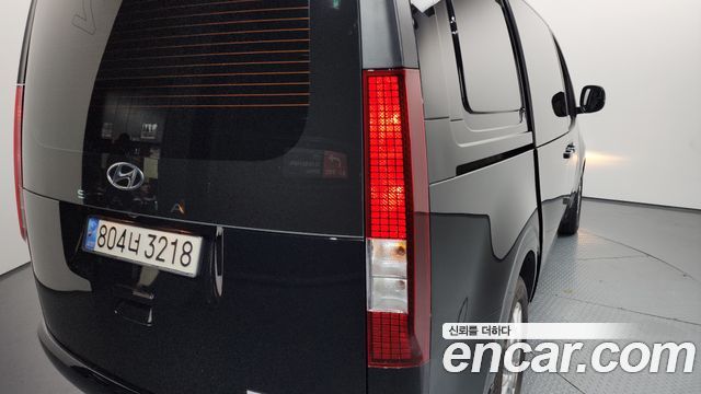 Hyundai Staria Cargo 5-Seater Modern 2023 — фото 23