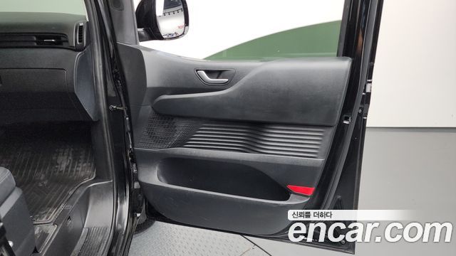 Hyundai Staria Cargo 5-Seater Modern 2023 — фото 24
