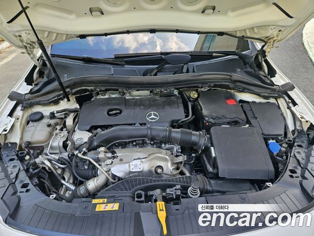 Mercedes-Benz GLA-Class (H247) GLA250 4MATIC 2023 — фото 16