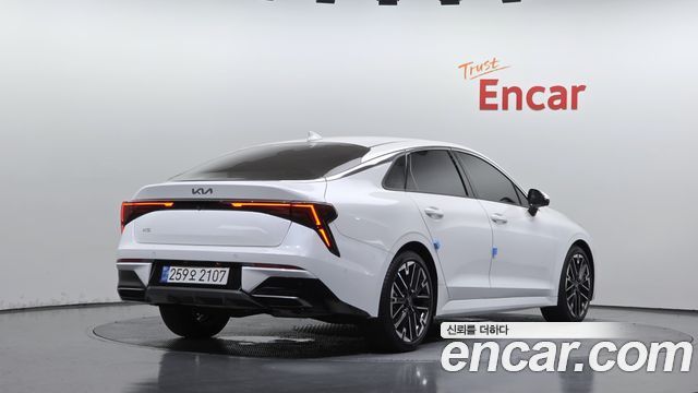 Kia K5 (III) 1.6 Turbo Signature 2024 — фото 2