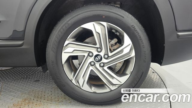 Hyundai Santa Fe Gasoline 2.5T 2WD Prestige 2021 — фото 21