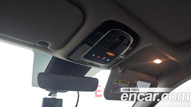Hyundai Santa Fe Gasoline 2.5T 2WD Prestige 2021 — фото 30