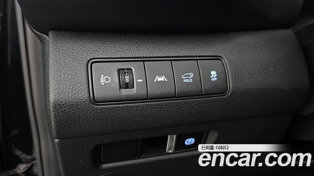 Hyundai Santa Fe Gasoline 2.5T 2WD Prestige 2021 — фото 31
