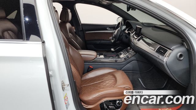Audi S8 4.0 TFSI quattro D4 2015 — фото 11