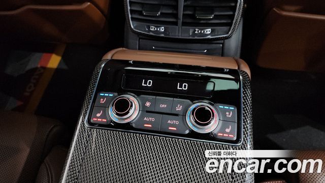 Audi S8 4.0 TFSI quattro D4 2015 — фото 17