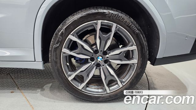BMW X4 (G02) xDrive20i M Sport 2025 — фото 21