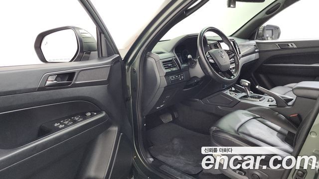 KG Mobility (SsangYong) Rexton Sports Khan Diesel 2.2 4WD Prestige 2023 — фото 10