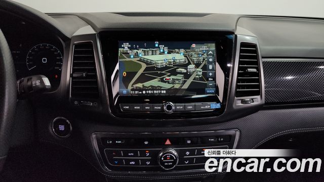 KG Mobility (SsangYong) Rexton Sports Khan Diesel 2.2 4WD Prestige 2023 — фото 12
