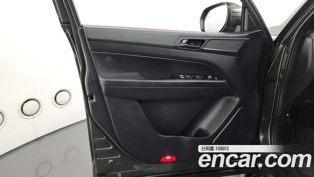 KG Mobility (SsangYong) Rexton Sports Khan Diesel 2.2 4WD Prestige 2023 — фото 24