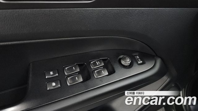 KG Mobility (SsangYong) Rexton Sports Khan Diesel 2.2 4WD Prestige 2023 — фото 29