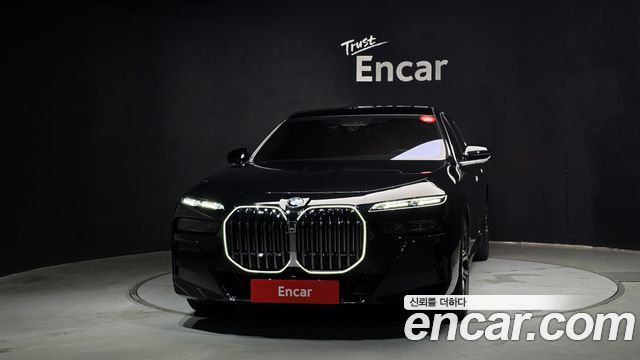 BMW 7 Series (G70) 740i xDrive M Sport 2026 — фото 3