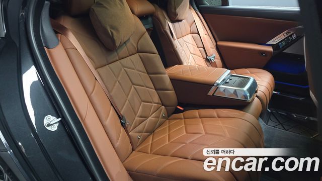 BMW 7 Series (G70) 740i xDrive M Sport 2026 — фото 11